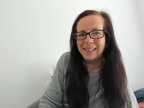 peachgoddess online show from April 2026 01:21:01 PM