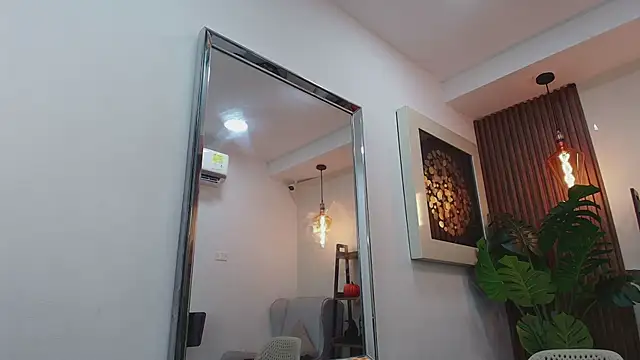 Snapshot of Coral_Lise chatting on October 2025 11:11:02 AM Coral Lise online show from October 2025 11:11:02 AM