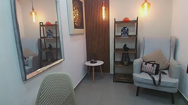 Snapshot of Coral_Lise chatting on October 2025 11:07:01 AM Coral Lise online show from October 2025 11:07:01 AM