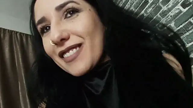 missdyaa online show from October 2025 11:24:02 PM