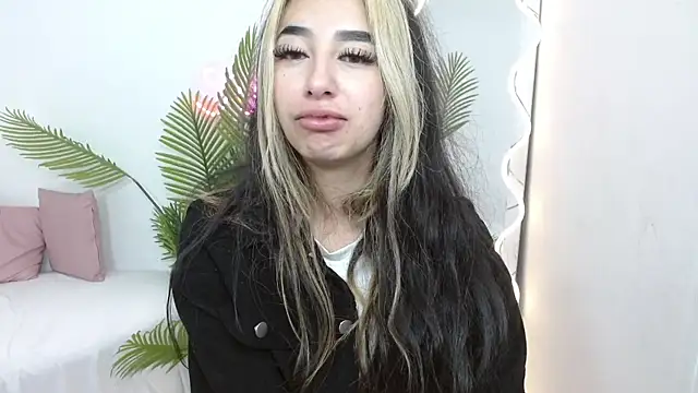 Malory tay1 online show from September 2025 11:48:01 AM