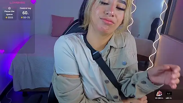 Malory tay1 online show from October 2025 07:02:01 PM