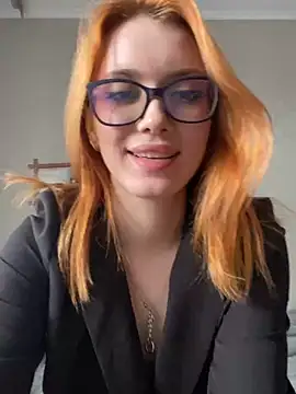 Snapshot of maar_tina chatting on March 2025 01:24:01 PM maar tina online show from March 2025 01:24:01 PM