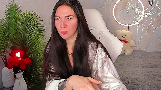 babyisperfect online show from December 2025 03:12:02 AM