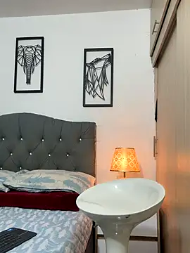 Maximiliano ford online show from September 2025 10:37:01 AM