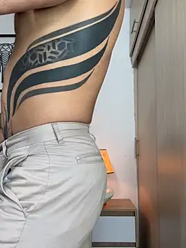 Maximiliano ford online show from November 2025 10:15:01 AM