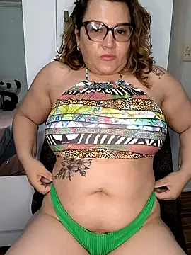 veludolunar online show from October 2025 10:07:02 PM