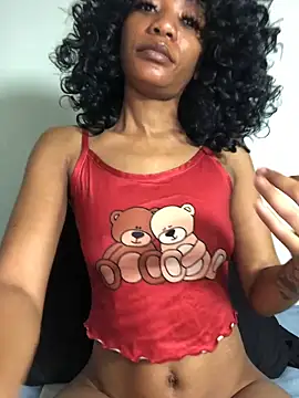 Snapshot of Miss__Mandy chatting on October 2025 05:28:01 PM Miss Mandy online show from October 2025 05:28:01 PM