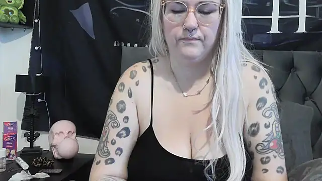 Sizzling Indie36 online show from October 2025 11:00:01 AM