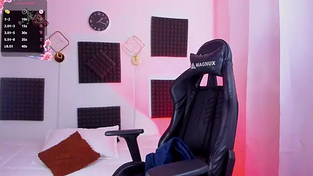 hannarusso online show from November 2025 06:19:01 PM