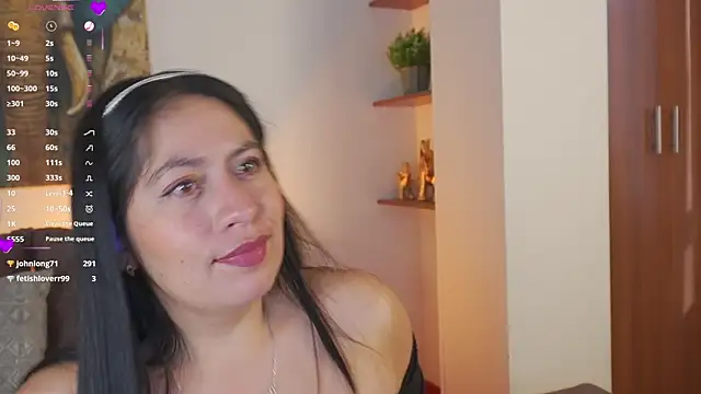 AliceCorner online show from December 2025 12:45:02 PM