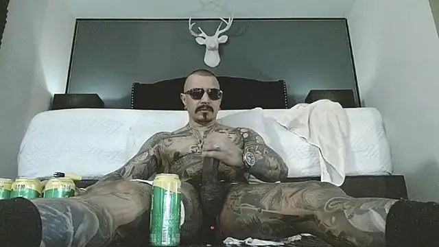 danilog515 online show from April 2026 08:32:01 PM