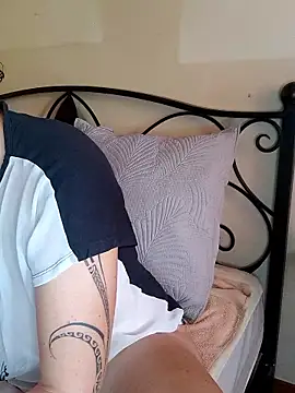 emiliemilf online show from January 2026 07:17:02 PM