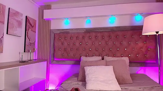 Andy Leex online show from March 2026 08:45:02 PM