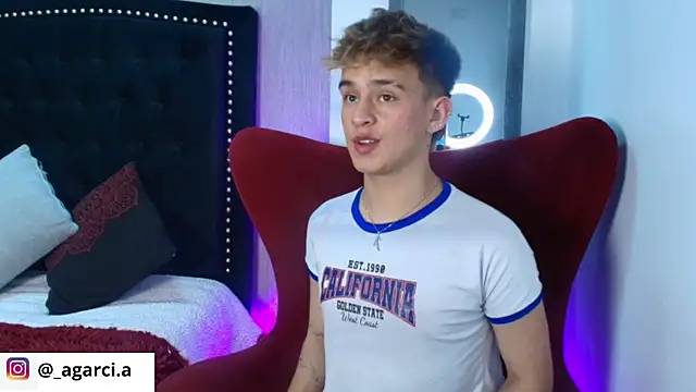 LiamWildx20 online show from September 2025 05:01:02 AM