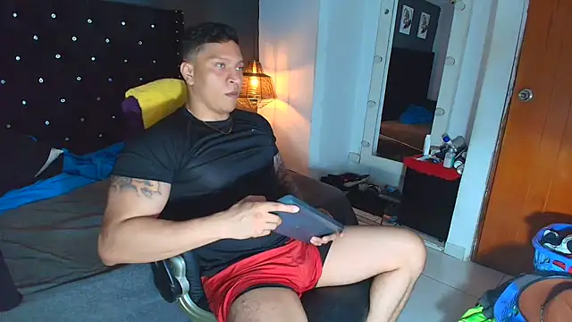 ethan dalton  online show from December 2025 03:01:02 AM