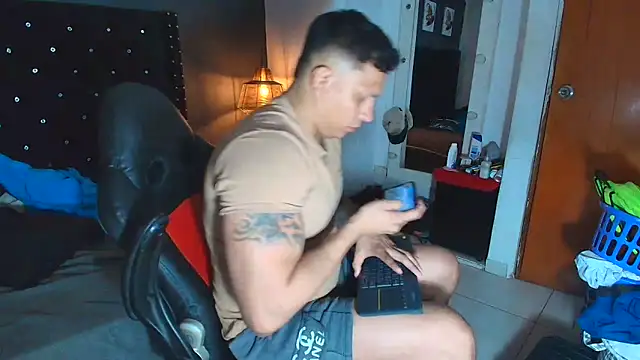 ethan dalton  online show from December 2025 03:14:02 AM