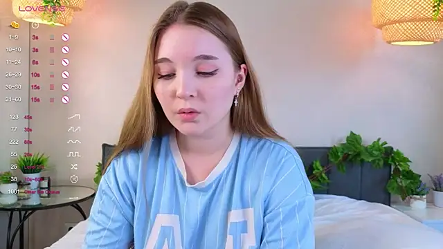 ConstanceHelms online show from October 2025 05:06:01 AM