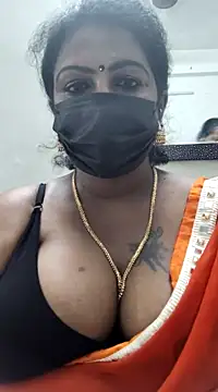 Snapshot of poojaa-rani chatting on March 2025 10:20:01 PM poojaa-rani online show from March 2025 10:20:01 PM