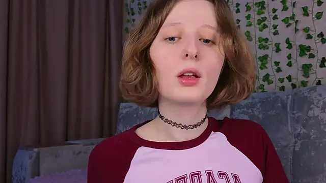 c0ralynx online show from December 2025 06:23:01 PM