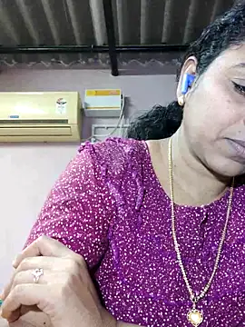 JENNIFERtamil online show from March 2026 01:04:02 PM