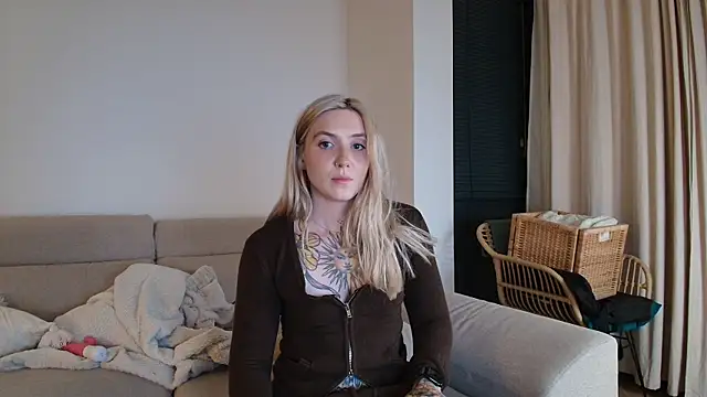 tattoobbgirl online show from April 2026 07:58:02 PM