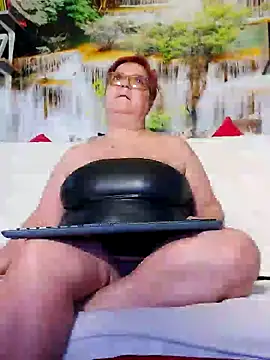 QueenPammy1 online show from January 2025 06:23:02 AM