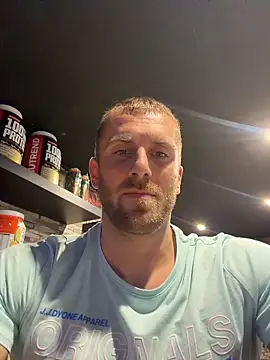 Snapshot of trainwithme chatting on July 2026 01:58:01 PM trainwithme online show from July 2026 01:58:01 PM