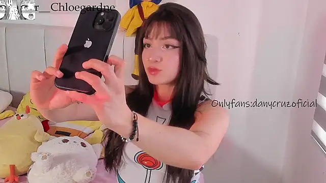 chloee gardner online show from October 2025 09:56:01 PM