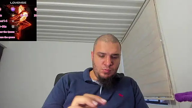 Snapshot of SIGFRID_J chatting on March 2025 11:14:02 PM SIGFRID J online show from March 2025 11:14:02 PM
