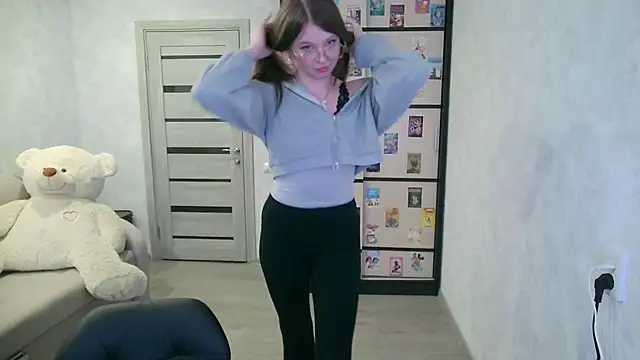 GinnyBlacky online show from July 2026 07:02:02 PM