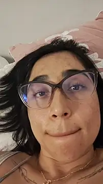 Elowyn online show from December 2025 10:15:02 PM