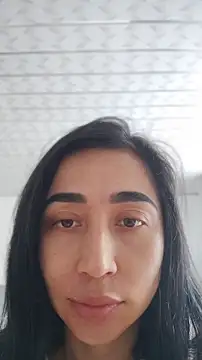 Elowyn online show from April 2026 03:20:02 PM