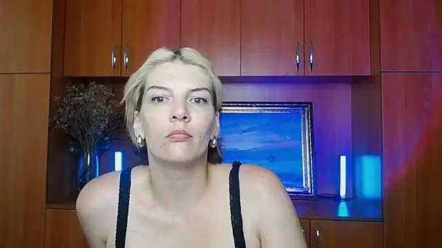 VanessaRey  online show from July 2026 07:09:02 AM