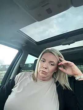 Betty BlueEyesX online show from March 2025 06:23:01 PM