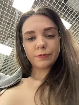 MilaBee online show from April 2026 11:15:02 AM