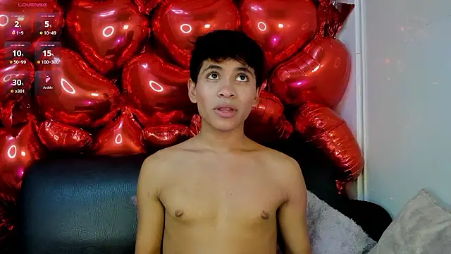 Ethan Westt online show from February 2026 09:02:01 PM