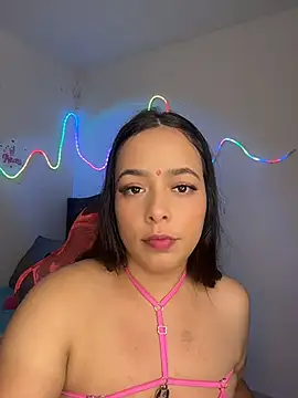Snapshot of Deepika_padukoneNisha chatting on July 2026 04:20:02 PM Deepika padukoneNisha online show from July 2026 04:20:02 PM