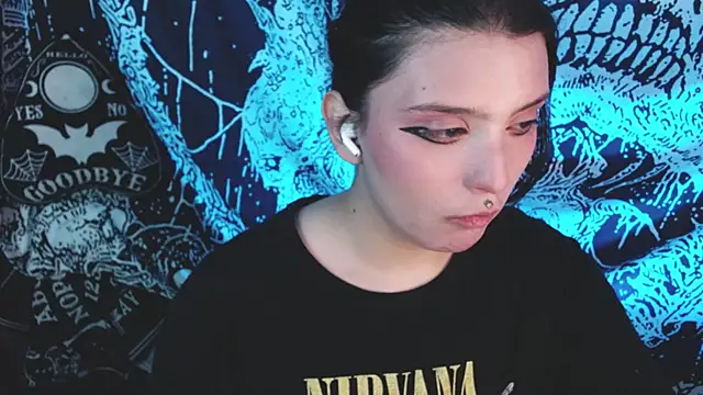 mikaskullcs online show from July 2026 05:56:01 AM