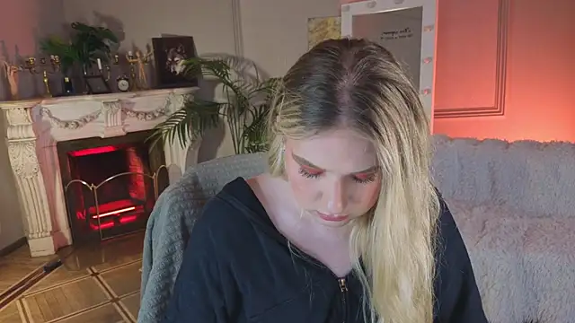 Jes Solar online show from December 2025 08:51:01 PM