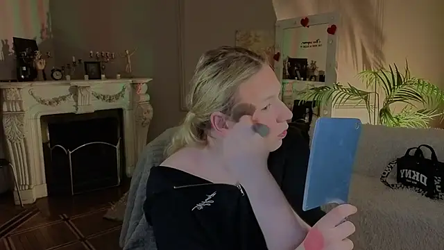 Jes Solar online show from March 2026 10:29:02 PM