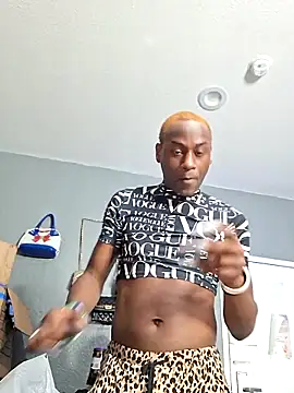 Snapshot of ItsBarbieBitcxxxx69 chatting on October 2025 04:01:02 AM ItsBarbieBitcxxxx69 online show from October 2025 04:01:02 AM