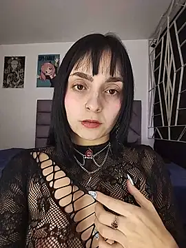 KARINNA  RAVEN online show from May 2026 10:55:01 PM