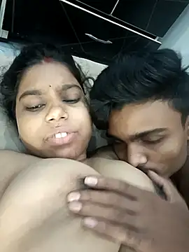 Mis jay online show from October 2025 05:04:01 AM