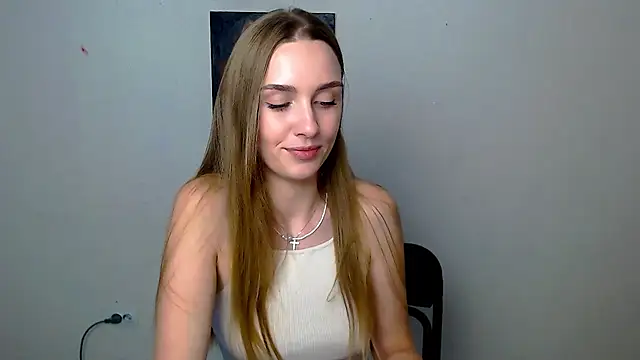 Snapshot of Doll_Angelina chatting on August 2026 05:54:02 AM Doll Angelina online show from August 2026 05:54:02 AM