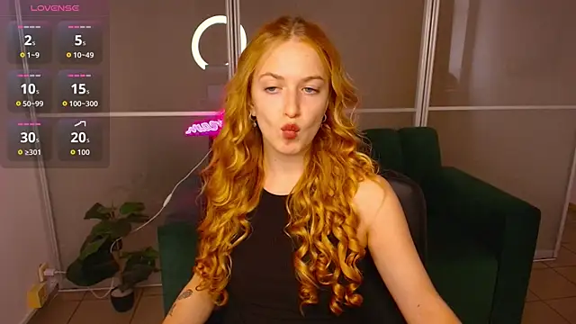 MirandaMayers online show from October 2025 11:40:01 AM