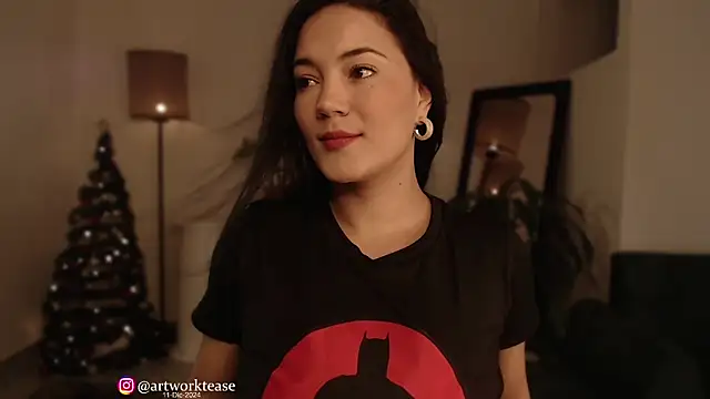 Artworktease online show from December 2024 06:09:02 PM