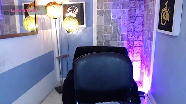 Fiorellaa delsd online show from October 2025 03:20:02 PM