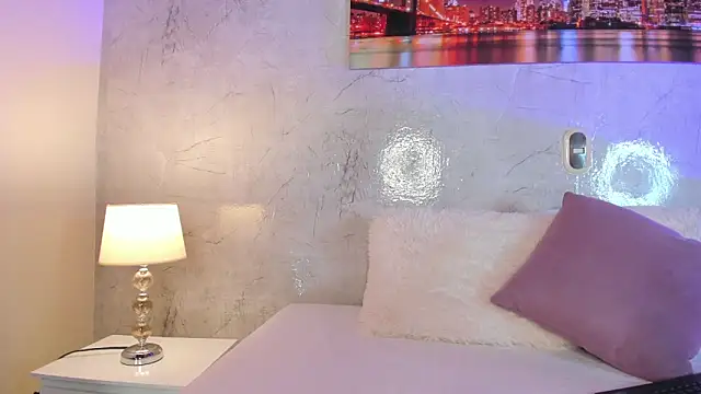 zaraquiinn online show from December 2025 02:46:02 PM