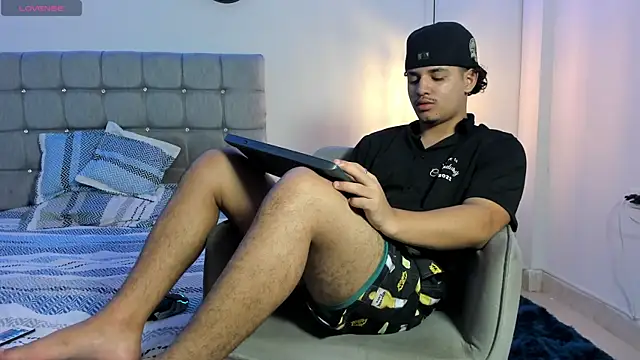 samxx muscle online show from October 2025 01:43:02 PM